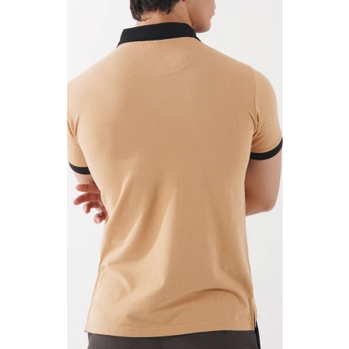 Polo Deportivo Hombre con Panel en Contraste