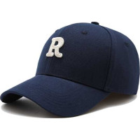Marineblauwe Sportpet met Geborduurde Letter